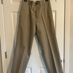 Dockers Men's Khaki Chinos